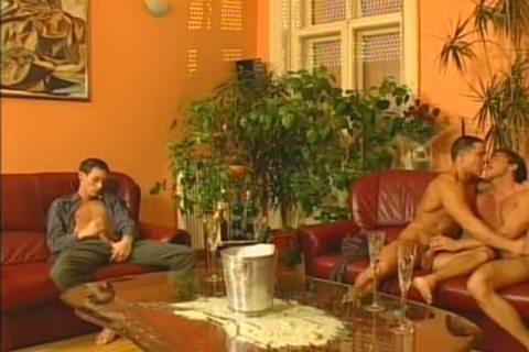 Athletic european twink boy voyeur kissing each other