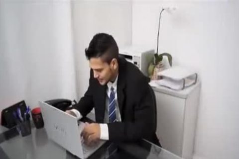 Hunk gets A large pecker From Boss