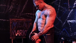 Fisting Inferno - Muscle officer Davin Strong craving BDSM