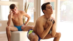 GayRoom - Ryan Tyler & Jacob Ladder hard workout