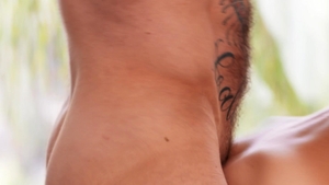 Men: Joey and Troy Take Their Surfing Skills Up a Notch