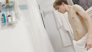 Brother Crush: Bubble Bathing Buggers